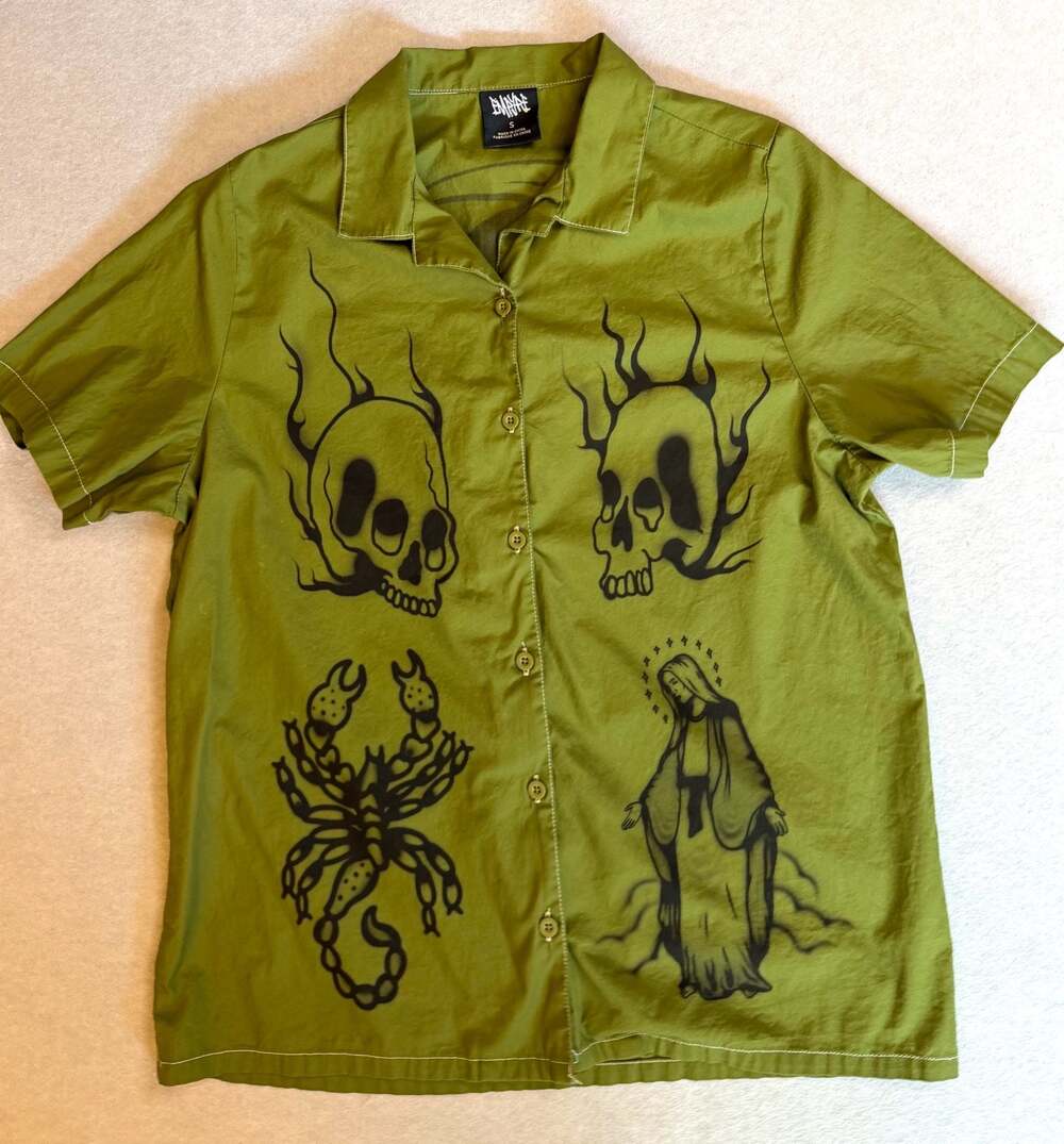 Empyre Mens Skull Grim Reaper Graphic Button Up Shirt Green Small